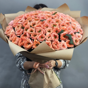 Букет "Персик" из 101 махровой розы Риджентс парк (60 см) в Люберцах