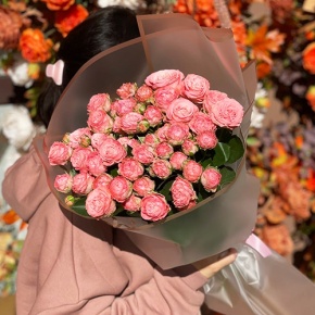 Букет из 11 пионовидных кустовых роз (60 см) в Люберцах