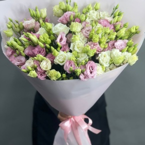 Нежный букет из 21 эустомы в Люберцах
