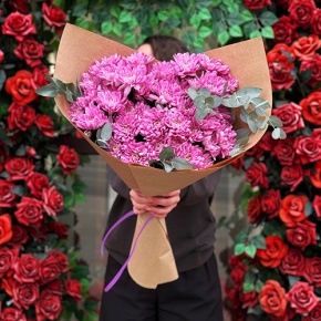 Букет  "Гармония" из 7 хризантем с эвкалиптом в Люберцах