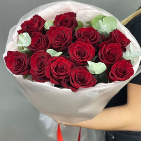 Букет из 13 роз Эквадор Эксплорер (60 см) в Люберцах