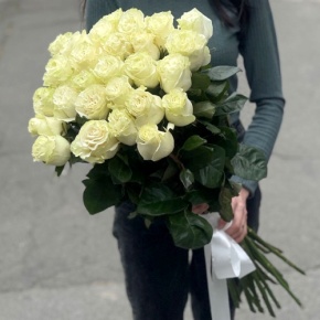 Монобукет из 25 роз Эквадор Мондиаль (80 см) в Люберцах