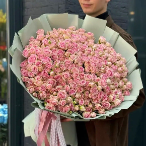 Букет из 101  нежно -розовой кустовой розы (70 см) в Люберцах