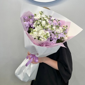 Букет из ароматных маттиол в Люберцах