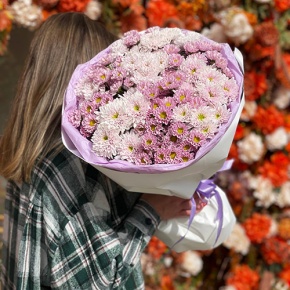 Букет "Миражи" из кустовых хризантем и сантини в Люберцах