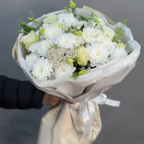 Букет "Меланхолия" из роз и хризантем в Люберцах