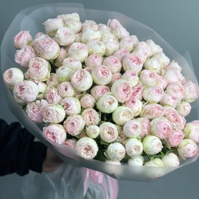 Букет из 25 кустовых пионовидных роз Мэнсфилд парк (50 см) в Люберцах