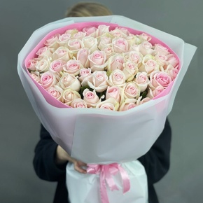 Букет из 51 нежной пастельной розы (60 см) в Люберцах