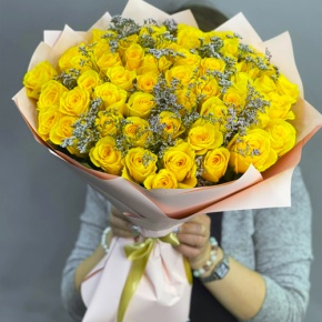 Букет из 51 лимонной розы с лимониумом в Люберцах