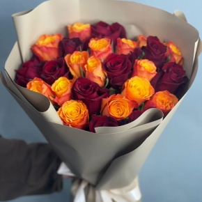 Букет из 25 Кенийских роз микс (40 см) в Люберцах