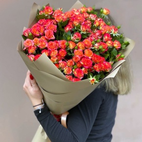 Букет "Сияние заката" из кустовых роз (70 см) в Люберцах