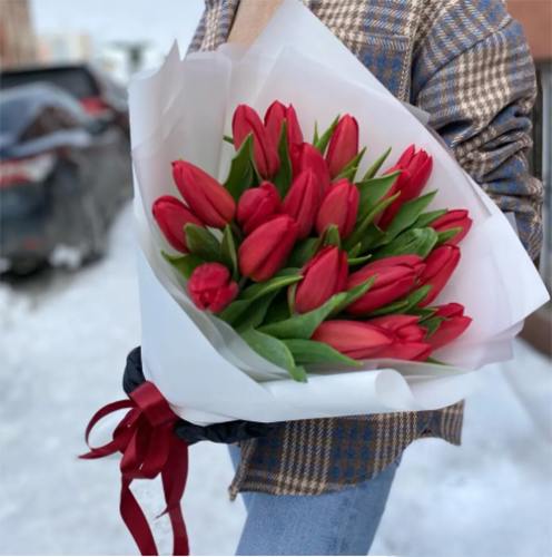 Букет красных тюльпанов в Люберцах
